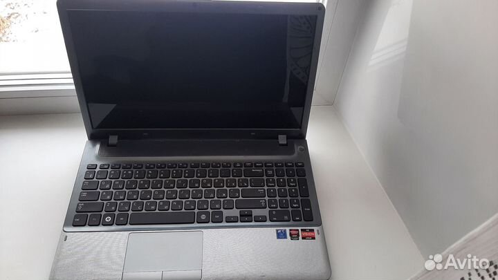Ноутбук samsung np355v5x