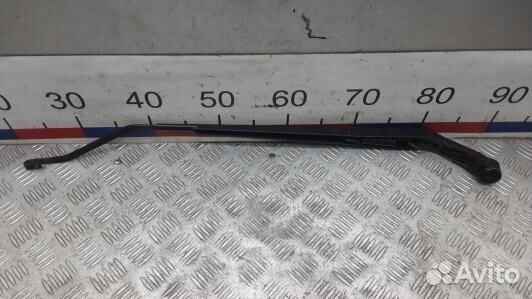 Щеткодержатель лобового стекла toyota corolla vers