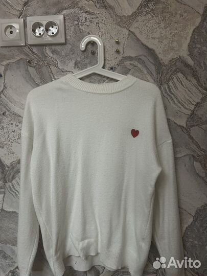 Свитер