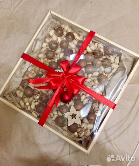 Подарочный бокс