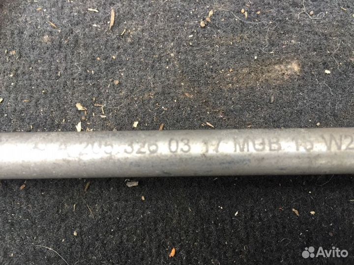 Стойка стабилизатора задняя левая Mercedes C-Class