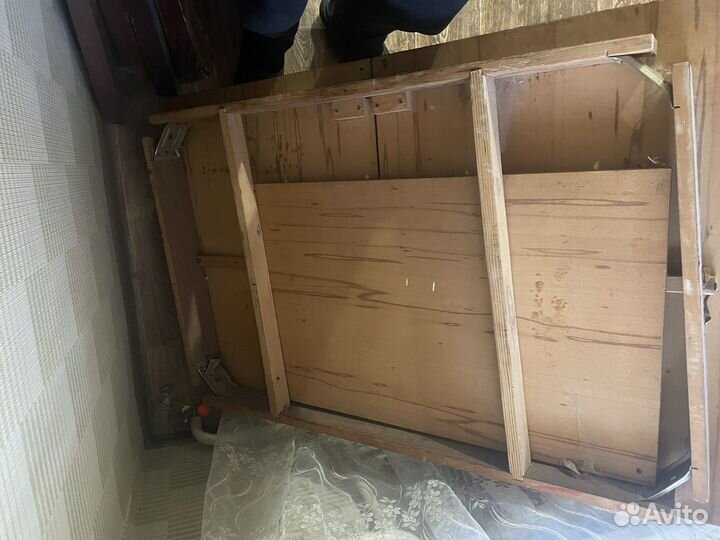 Стол раскладной со сьемными ножками