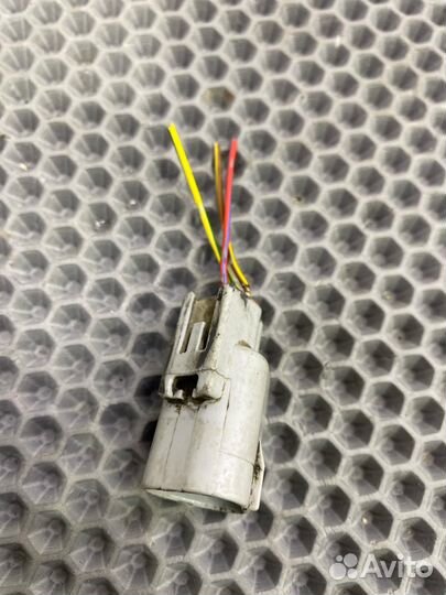 Б/У Фишка датчика скорости (разъем ) Toyota Lite