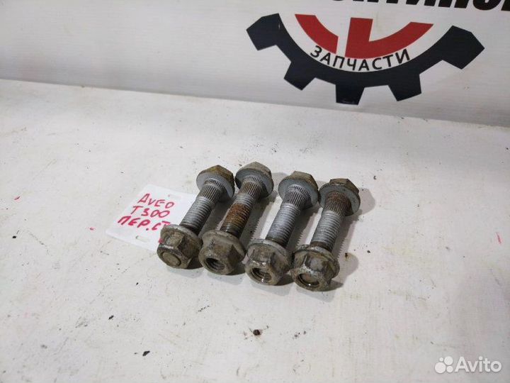 Болт Chevrolet Aveo T300 2013