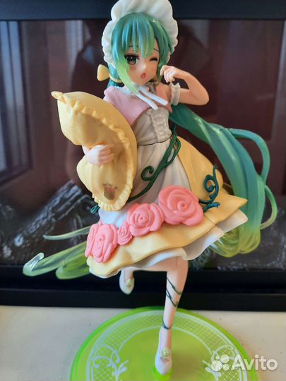 Фигурка аниме мику