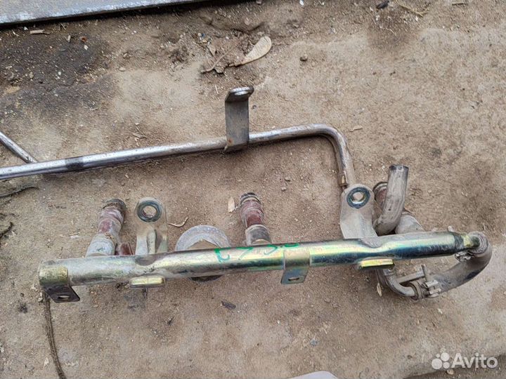 Топливная рампа Subaru Tribeca Tribeca