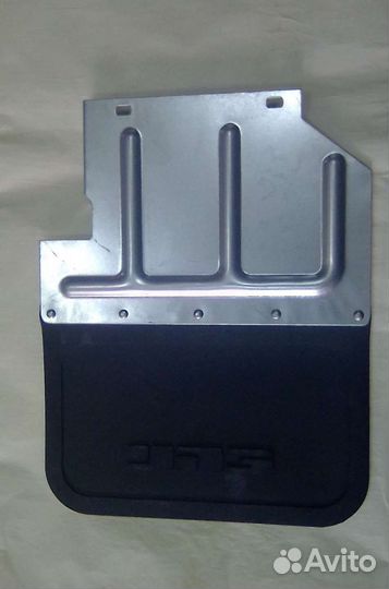 Брызговик топливного бака УАЗ 469 передний