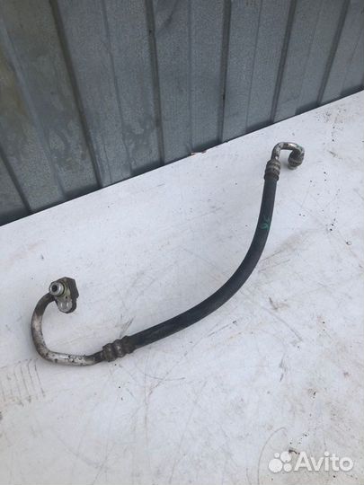 Трубка кондиционера Nissan Almera N16 седан 1.8