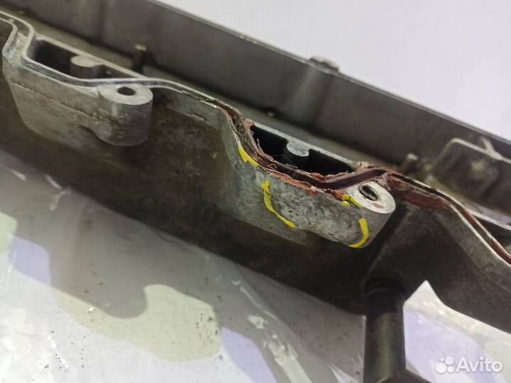 Крышка клапанная Ниссан