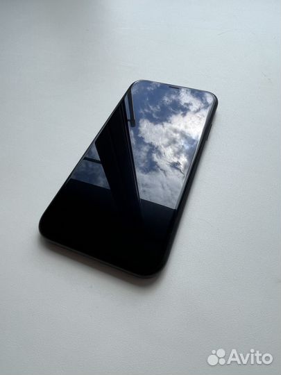 iPhone Xr, 128 ГБ