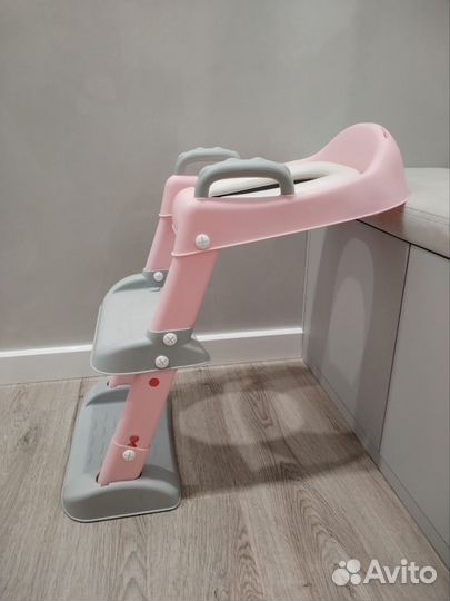 Насадка на унитаз со ступенькам, детская