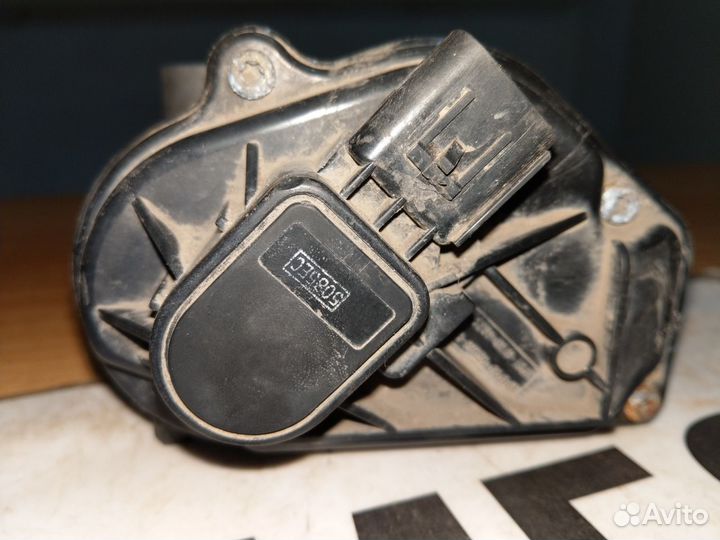 Дроссельная заслонка 1,6 форд фиеста 5 2005 год