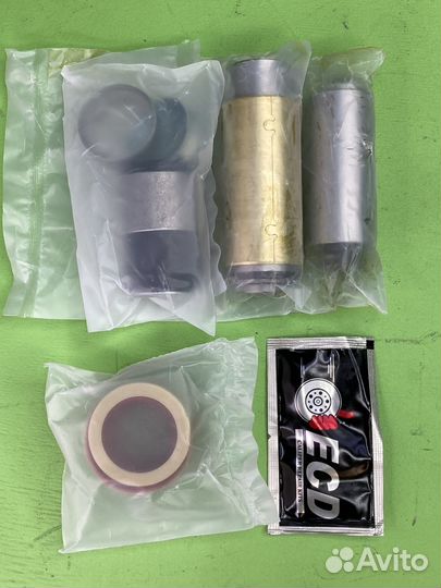 Р/к дискового тормоза (мр) направляющих втулок и у