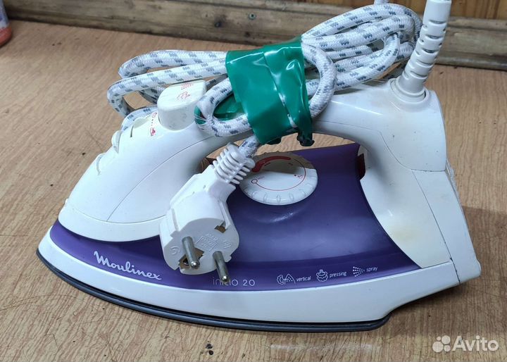 Утюг Moulinex