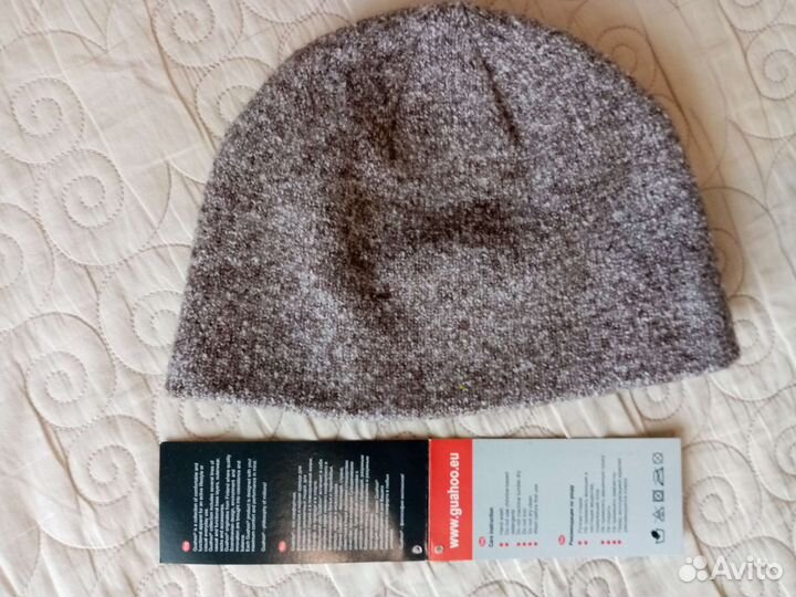 Шапка женская спортивная