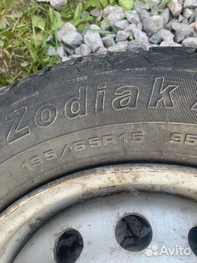 R15 Tunga Zodiak 2 195/65, PCD 5x130 DIA 84.1