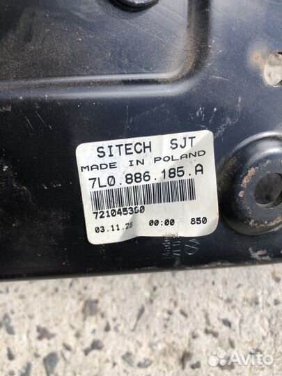 Кронштейн замка ремня безопасности Porsche Cayenne