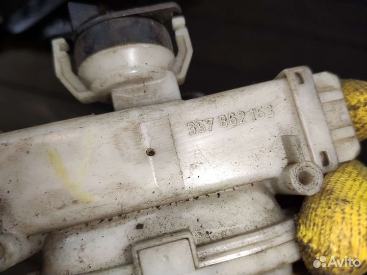 Активатор замка двери VW Passat B3 B4