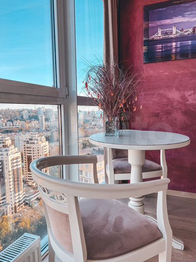 3-к. квартира, 85 м², 19/25 эт.