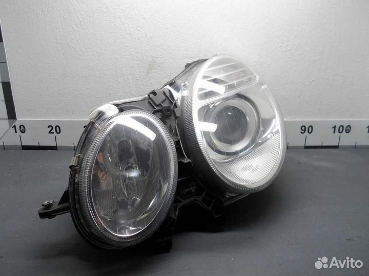 Фара левая Mercedes-Benz E-Class