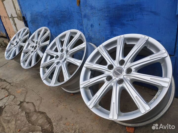 Bridgestone Balminum R17;7J;+38 без пробега по РФ