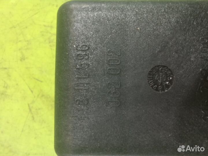 Лючок бензобака для Opel Astra H