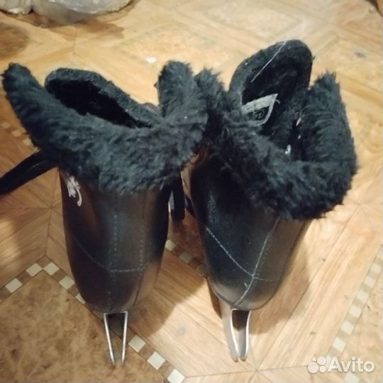 Коньки детские