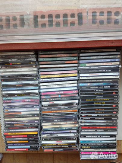 Видеокассеты фильмы, музыка. Компактдиски - музыка