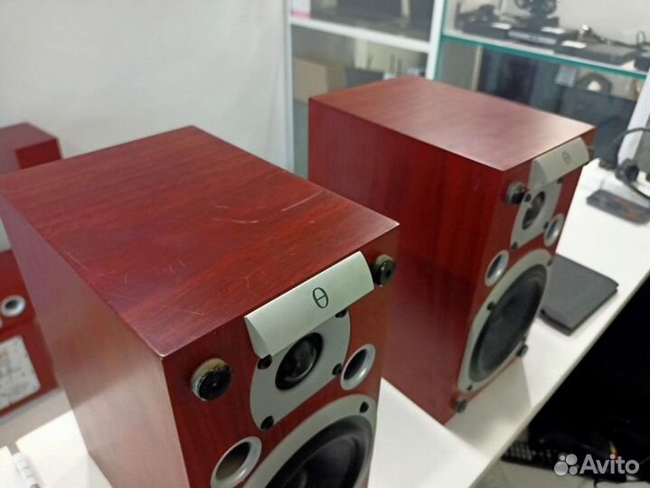 Полочная система Audiovector K1