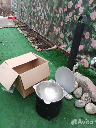 Казан чугунный с печкой