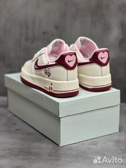 Nike Air Force 1 Low Valentines Day 2023