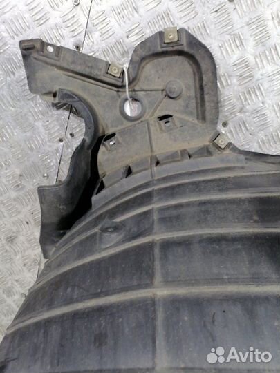 Подкрылок передний правый Nissan X-Trail NT32