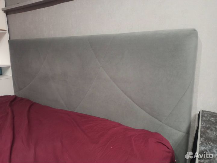 Двуспальная кровать Entra 140x200 с подъемным меха