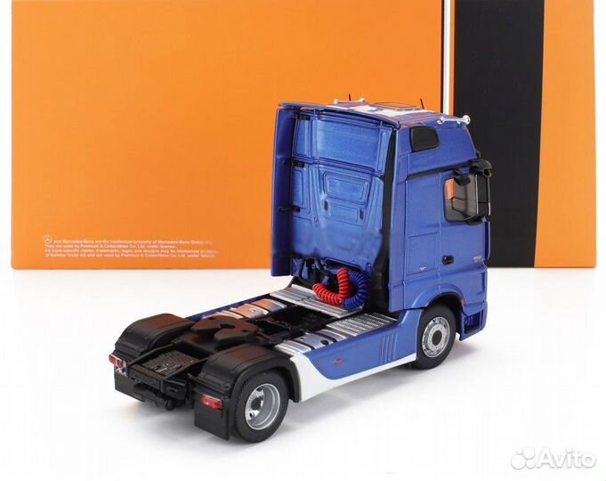 Масштабная модель ixo Mercedes-Benz Actros MP4
