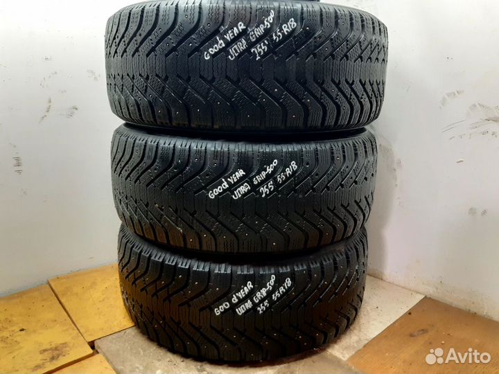 Goodyear UltraGrip 500 255/55 R18