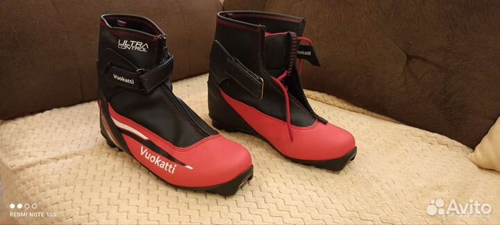 Лыжные ботинки