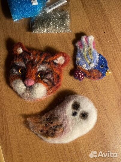 Брошь « тигрик» ручная работа, валенная шерсть