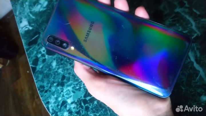 Samsung Galaxy A50, 4/64 ГБ