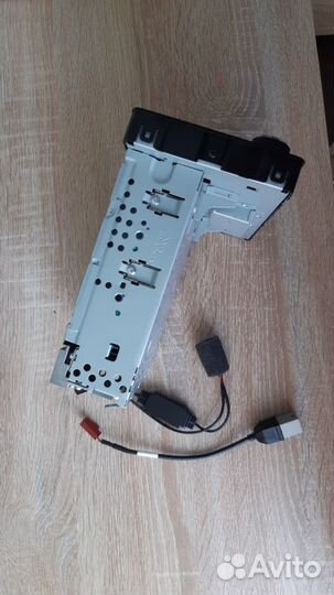 Штатная магнитола на Mitsubishi Outlander