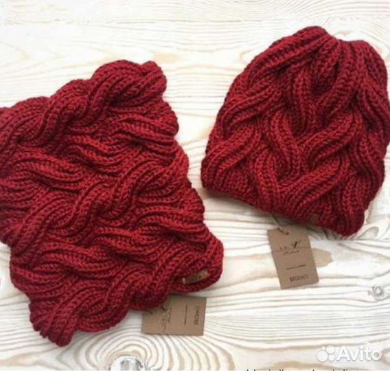 Комплект шапка и снуд