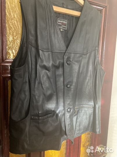Жилетка кожаная мужская