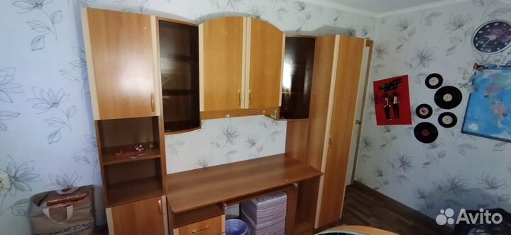 Стенка со шкафом и рабочим столом