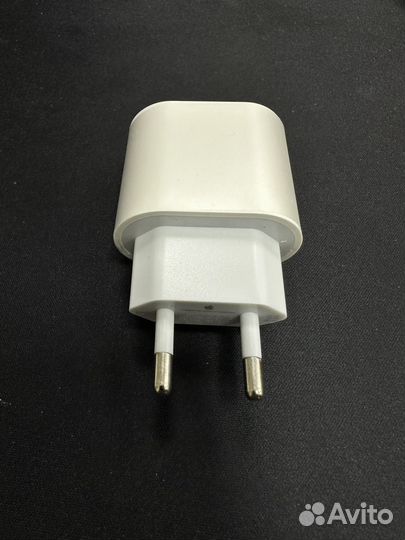 Зарядка для iPhone