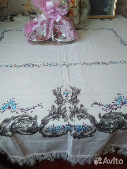 Скат для стола и 6 салфеток. 2