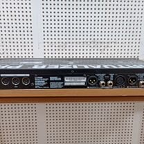 Процессор эффектов Behringer Virtualizer Pro