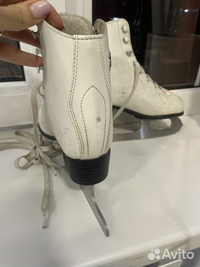 Коньки фигурные