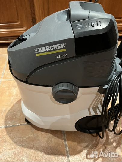 Моющий пылесос Karcher