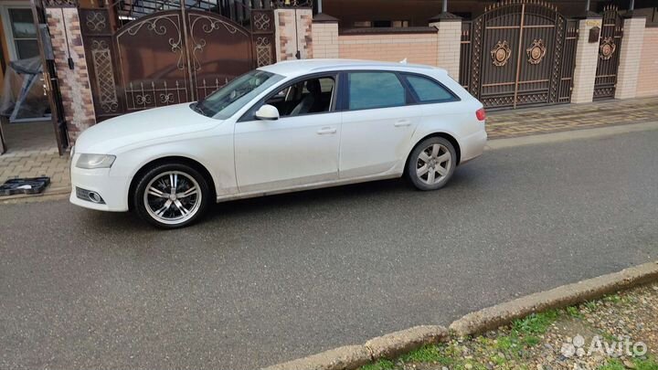 Audi A4, 2010