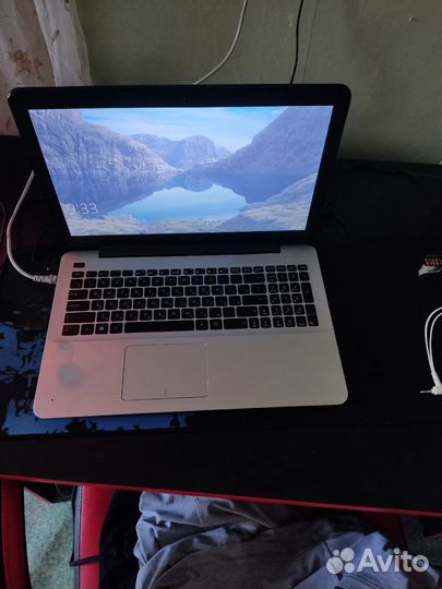 Ноутбук asus