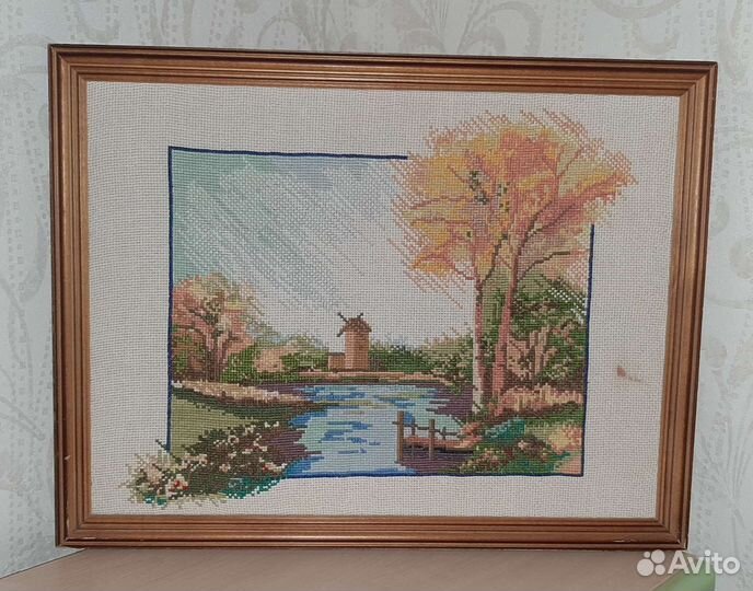 Картина, ручная вышивка 33х43см